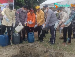 Polres Parimo Musnakan 665 Liter Cap Tikus dan Puluhan Botol Miras