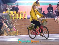 Torue Juara Pameran Gundukan Durian di Festival Teluk Tomini